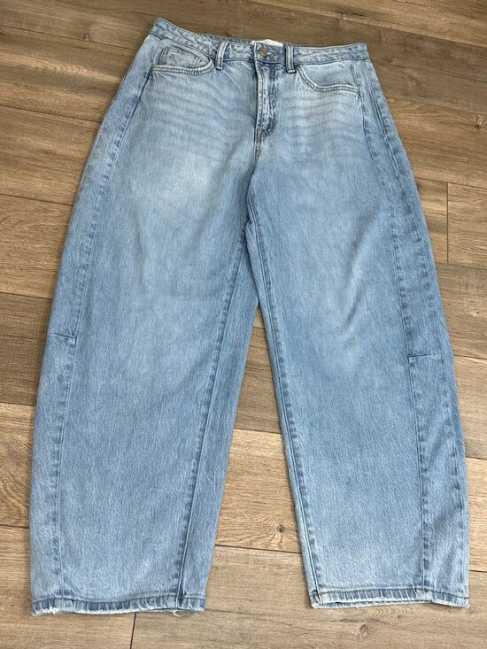 Vervet Denim - VERVET Blue Barrel Leg Jeans Light Wash High Rise Denim See Measurements